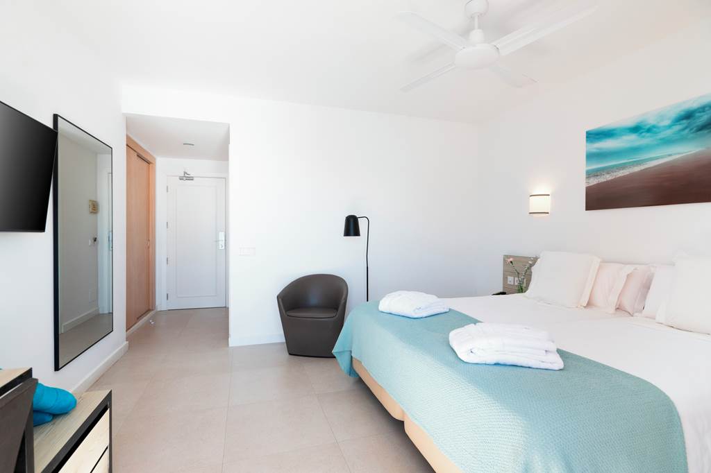 5 NIGHTS IN TENERIFE FOR 2 PEOPLE - Image 5