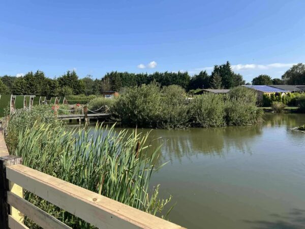RETREAT WITH HOT TUB FOR UP TO 5 PEOPLE - Image 18